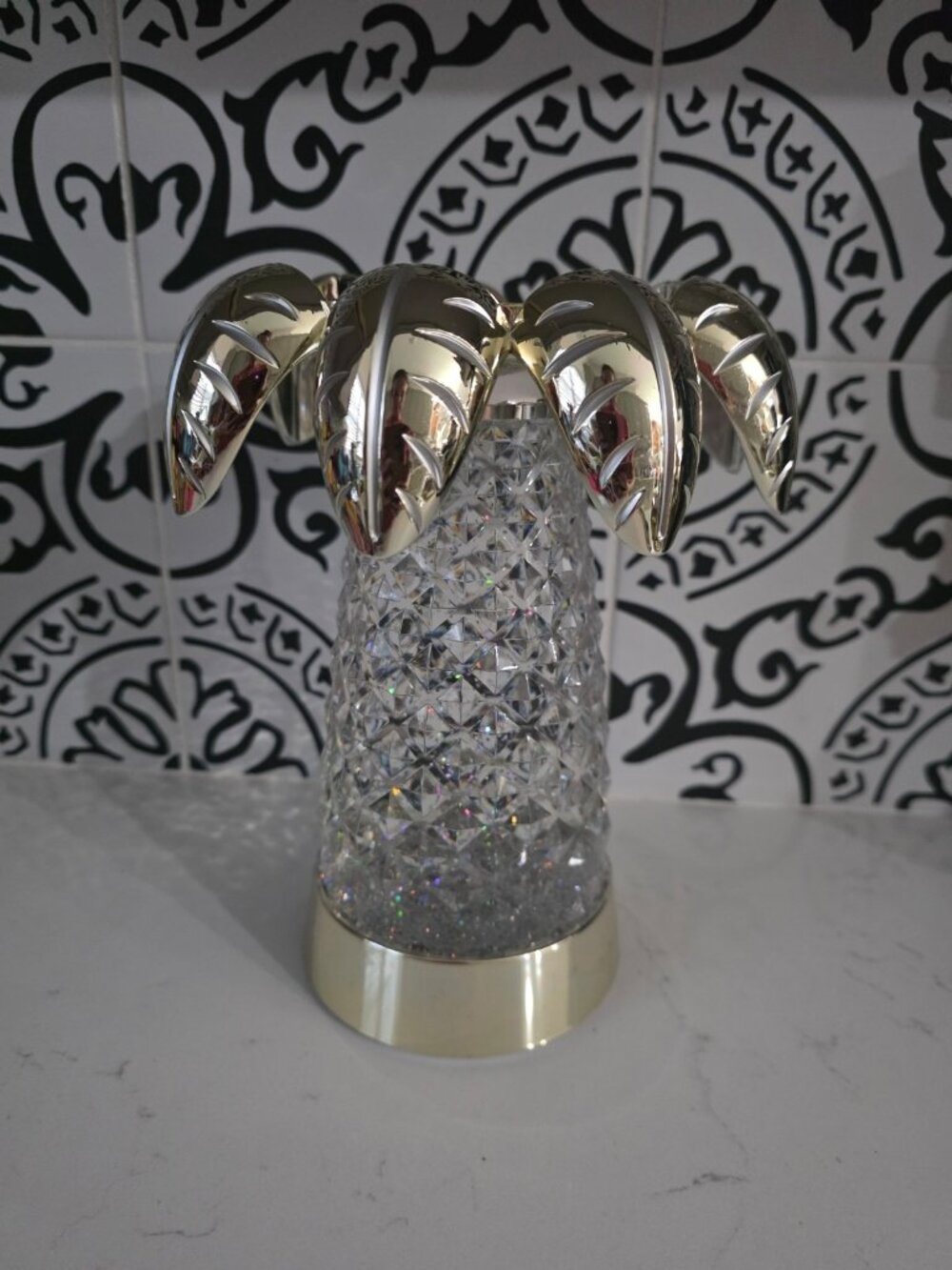 New Bath & Body Works Light Up Glitter Globe Palm Tree 3 Wick Candle Holder